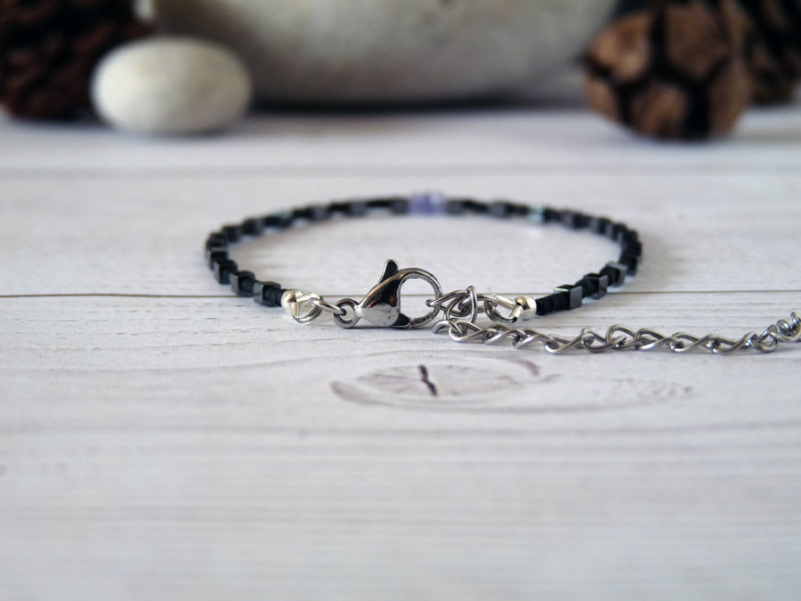 Bracciale Uomo Sottile Con Pietre Di Ematite E Tanzanite. Regolabil