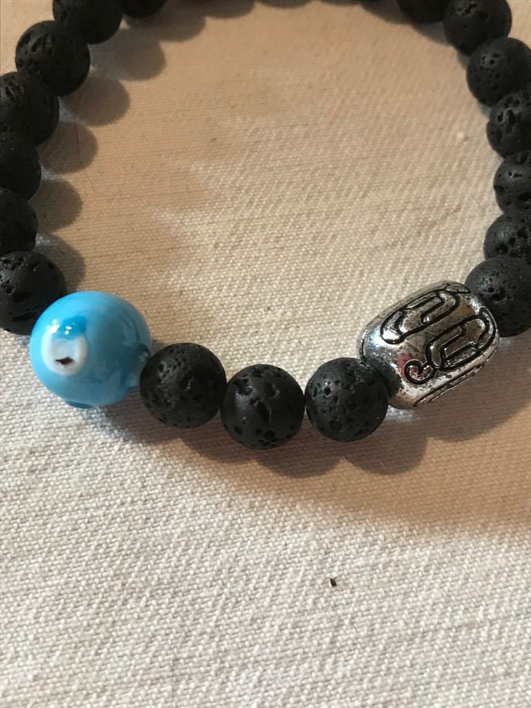 Bracciale croce rosata decina lava vulcanica 6mm argento elastico | vendita online su HOLYART