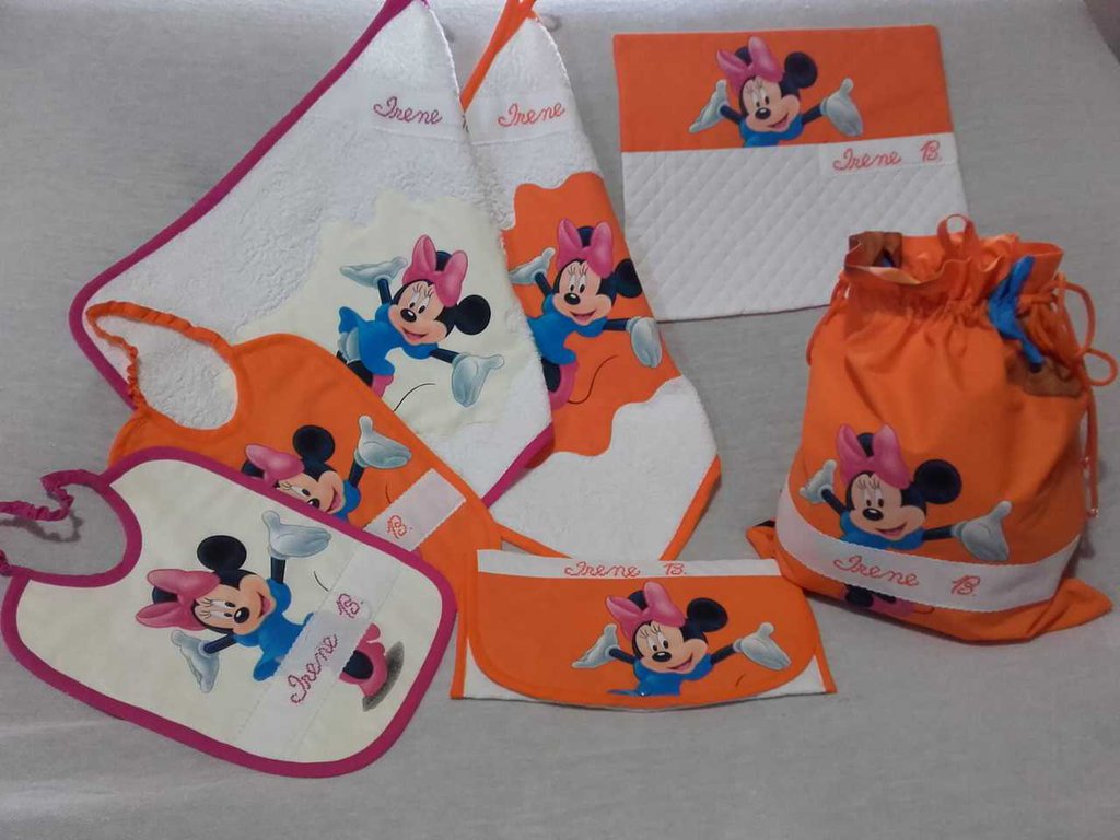 Bicchiere Plastica Personalizzato Con Nome Posate Per Bambini Con Incisione  Del Nome / Motivo PRINCIPESSA (Amefa) / 4 Pezzi (tutti E 4 Incisi Con Il  Nome) / In Acciaio Inox - Italia Posate Bambini Personalizzate, image size:1024x768