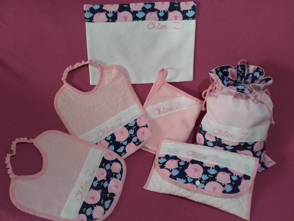 Set Asilo Nido Set Bavaglini Personalizzati Con Nome Spugna Di - Main Image