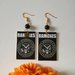 Ramones orecchini pendenti di carta con ciondolo a forma di rettangolo e perline nere