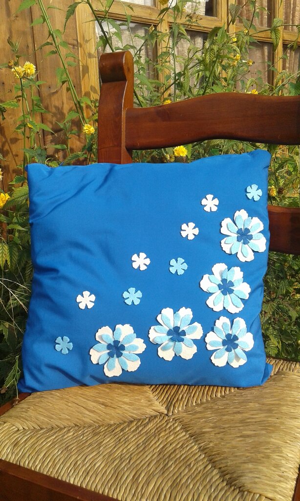 Set di 2 cuscini da esterno VALLORIA Trama floreale 40 x 60 cm Blu