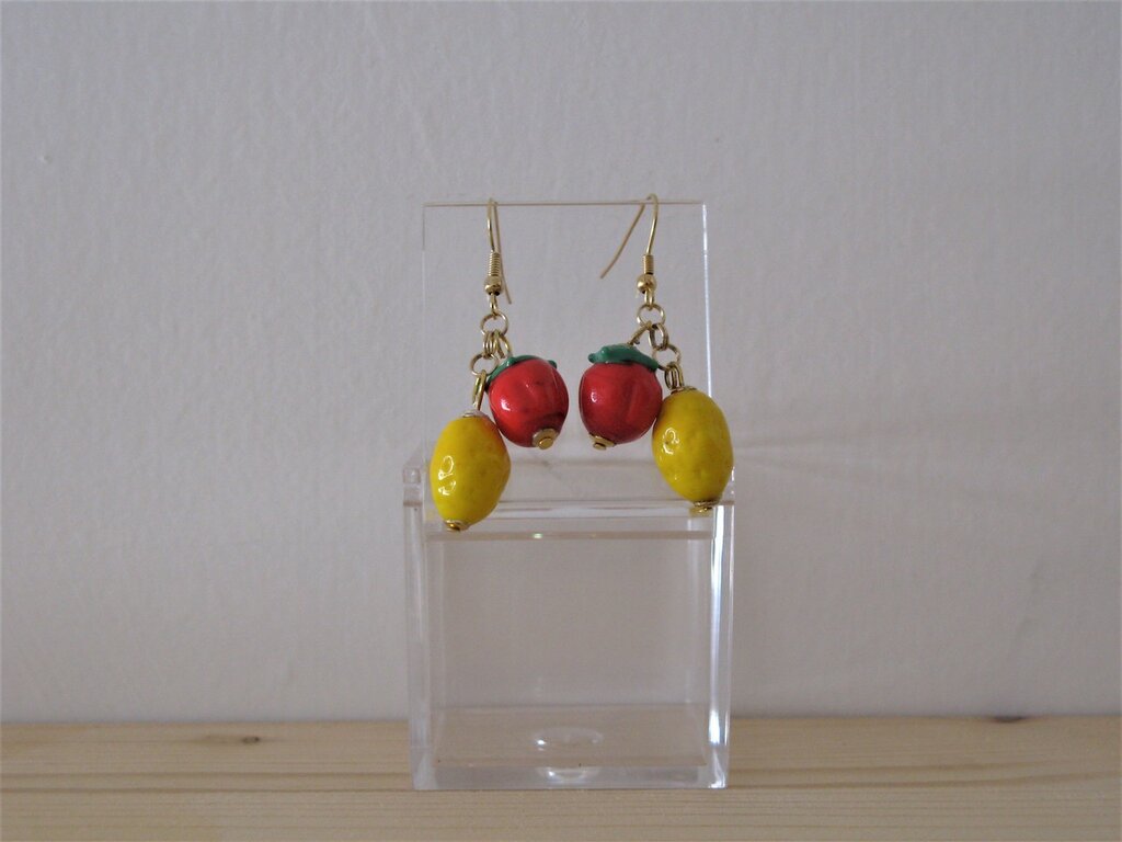 XFUYI 1 Paio di Orecchini di Frutta creativi all'Ingrosso Orecchini di Limone in Calice di Vino Alto Orecchini abbinati ai Colori