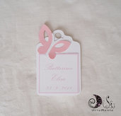 etichetta tag forata bianca con farfalla in rilievo rosa per bimba personalizzabile 