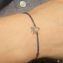 Bracciale di corda con pendente charm in argento Loto, fatto a mano