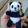 Panda portachiavi all'uncinetto, portachiavi panda fatto a mano, amanti degli animali, regalo per lui, regalo per lei
