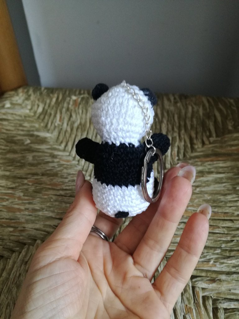 Panda All'Uncinetto Positivo - 7,5x5,5 Cm, Lana, Regalo Di Supporto Emotivo Per Famiglia E Amici