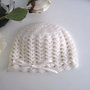 Cappellino neonata neonato uncinetto lana merino color panna fatto a mano idea regalo corredino nascita battesimo cerimonia handmade crochet 