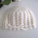 Cappellino neonata neonato uncinetto lana merino color panna fatto a mano idea regalo corredino nascita battesimo cerimonia handmade crochet 