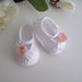Scarpine neonata uncinetto bianche fiore rosa tenue fatte a mano cerimonia nascita battesimo idea regalo cotone handmade crochet