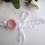 Fascia fascetta per capelli neonata uncinetto bianca fiore rosa tenue fatta a mano nascita battesimo cerimonia cotone handmade crochet