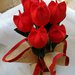 vaso di tulipani in stoffa