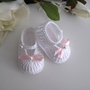 Scarpine neonata uncinetto bianche fiocco rosa fatte a mano cerimonia nascita battesimo idea regalo cotone handmade uncinetto