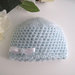 Cappellino azzurro neonato fatto a mano corredino nascita idea regalo nascita battesimo cerimonia lana uncinetto handmade crochet 