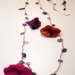 collana crochet con chips di ametista e fiori di lana cotta