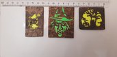 Tris Di Calamite Halloween in legno pirografate e dipinte a mano. Fosforescenti
