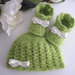 Set coordinato neonato neonata unisex verde legnano cappellino scarpine fatto a mano handmade idea regalo corredino nascita battesimo lana uncinetto
