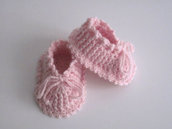 Scarpine lana rosa neonata fatte a mano idea regalo nascita corredino uncinetto 