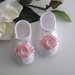 Scarpine bianche/fiore rosa neonata fatte a mano nascita battesimo cerimonia idea regalo cotone uncinetto