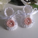 Scarpine bianche/fiore rosa tenue neonata battesimo cerimonia nascita idea regalo fatte a mano uncinetto