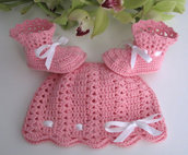 Set neonata cappellino+stivaletti rosa uncinetto