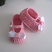 Set coordinato rosa bavaglino/scarpine neonata uncinetto