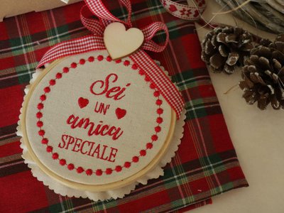 Regali Di Natale Speciali.Decorazione Con Dedica Primo Natale Frasi Speciali Regali Di Nat Su Misshobby