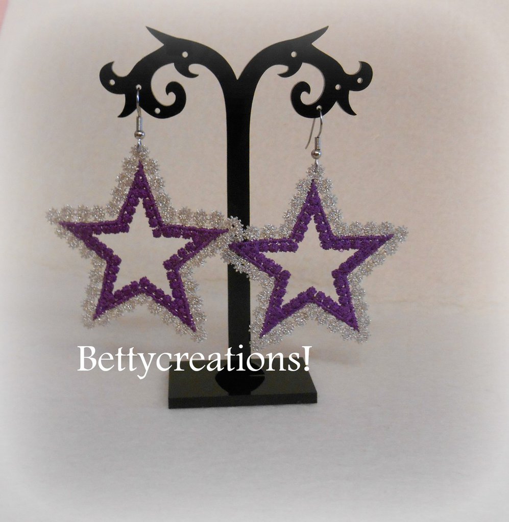 Reclaimed Vintage - Orecchini color oro con stelle pendenti