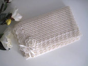 Copertina neonata uncinetto lana merino color panna fatta a mano idea regalo corredino nascita battesimo cerimonia)