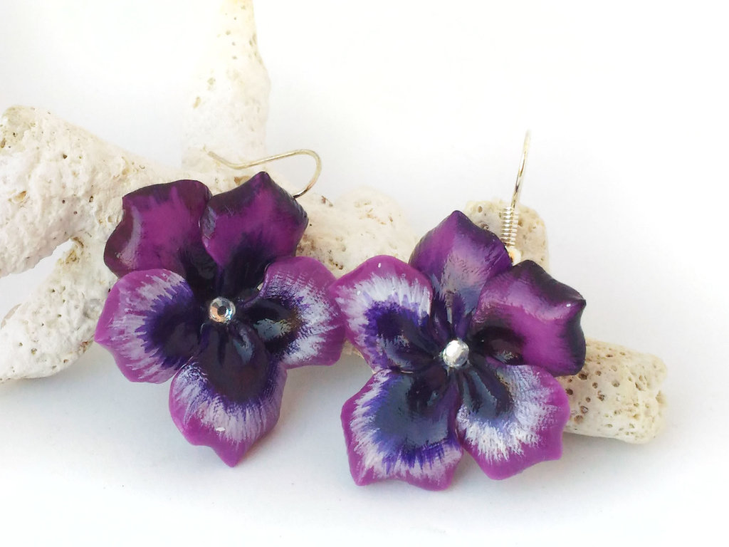 Pandora Orecchini Cerchi Luminosi Viola del Pensiero Blu 290775C01