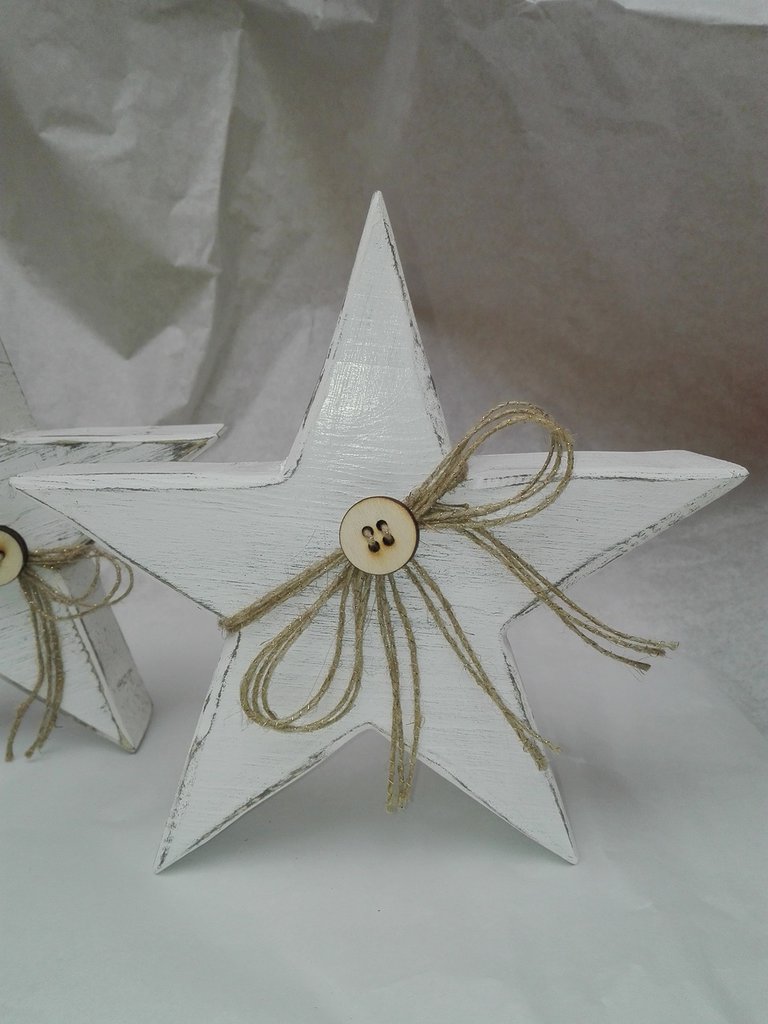 Decorazione Stella Piccola In Cristallo Chiaro Con 90 Sfaccettature, Su Nastro Di Raso Bianco, Ispirata All'Edizione Annuale 2019
