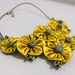 Collana kanzashi  con fiori colore senape