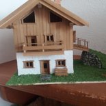 Casetta In Miniatura Artigianale In Legno 1:144 – Fatto A Mano In Ucraina, Stile Rustico Cottage - Foto 4