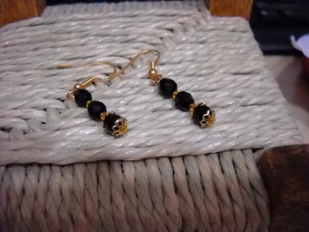 Orecchini Pendenti Farfalla Con Perle E Cristalli - Oro - Eleganti E Sfiziosi Per Donne E Ragazze