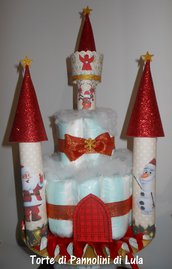 Torta di Pannolini Castello Natalizio idea regalo Natale nascita neonato baby