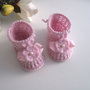 Scarpine stivaletti rosa neonata fatte a mano idea regalo corredino nascita battesimo cerimonia lana uncinetto 