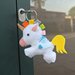 unicorno personalizzabile, unicorno portachiavi, idea bomboniera, regalo bimba, festa compleanno, portafortuna, unicorni, regalo arcobaleno