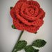 Rosa rossa all'uncinetto - stelo 40 cm