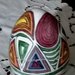 4/a scatola a forma di uovo di ceramica con apertura a smerli irregolari e asimmetrici dipinto a mano 