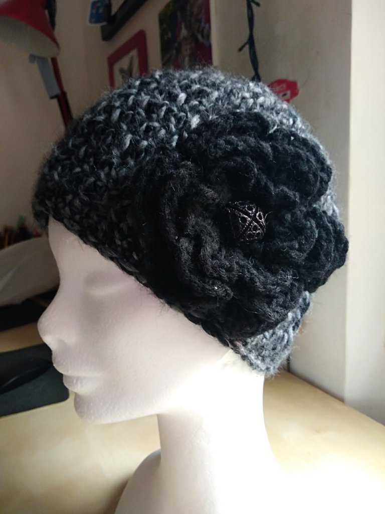 Berretto Lana Donna Seven Wolves - Stile Francese Con Perla - Elegante E Caldo - Foto 1