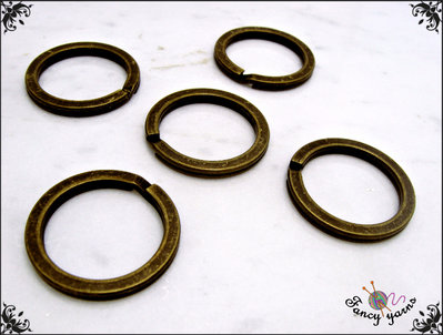 10 anelli portachiavi 35 mm