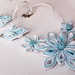 Collana kanzashi colore bianco e azzurro