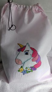 sacchetto portabiancheria unicorno