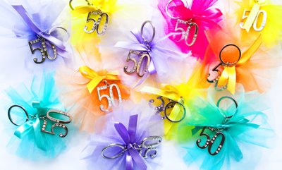 BOMBONIERA PORTACHIAVI NUMERO 50 ZAMA COMPLEANNO 50 ANNI 50° CINQUANTESIMO COLOR ARGENTO CON STRASS SEGNAPOSTO COMPRESO CONFETTI BIGLIETTO BOMBONIERA PORTACHIAVI NUMERO 50 ZAMA COMPLEANNO 50 ANNI 50° CINQUANTESIMO COLOR ARGENTO CON STRASS SEGNAPOSTO COMPRESO CONFETTI BIGLIETTO