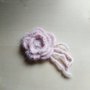Spilla fiore uncinetto broche lana e perline rosa