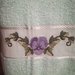 asciugamani con viole