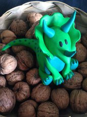 Cake-topper Dinosauro 3D interamente realizzato a mano in pasta FIMO
