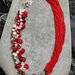 Collana girocollo fili rocailles rosse pietre naturali agata bianca rossa