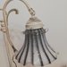 Lampada in ottone vintage recuperata e dipinta a mano in stile Shabby