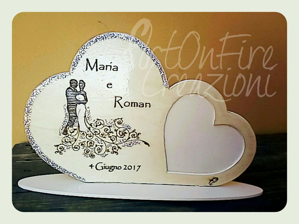 Cornice Portafoto In Legno CustomGiftsNow Con Incisione 'We Love You Dad' | Per Foto 10x15 Cm - 2